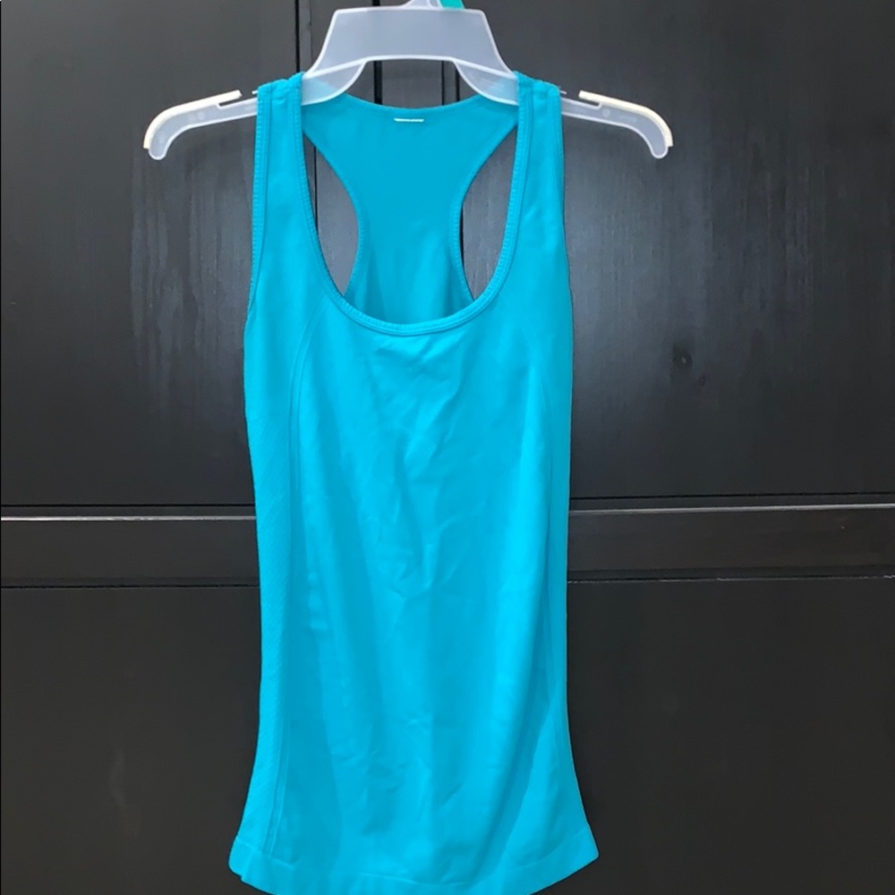 Fabletics tank